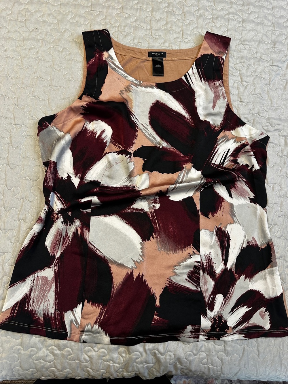Ann Taylor Sleeveless Brushstroke Floral Tank in Burgundy, Black & Cream